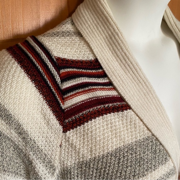 Torrid drape front sweater - Picture 3 of 3